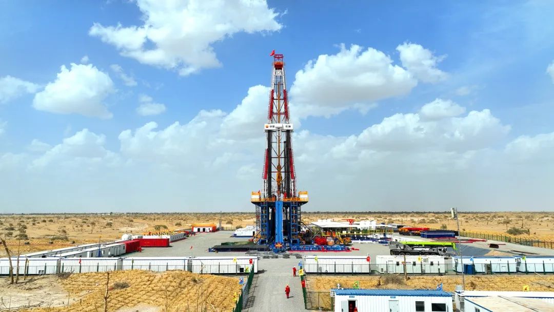 塔里木油田深入推進“深地工程”，深地塔科1井橫空出世。陳士兵 攝.jpg