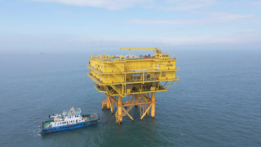 項目建成后，每年可提供清潔電能近8億千瓦時，滿足30萬戶家庭一年的用電量，與同等規模燃煤電廠相比，每年可節省標煤消耗約24萬噸、減少二氧化碳排放約46萬噸，對推動粵港澳大灣區能源結構轉型升級、加快實現“碳達峰、碳中和”目標具有積極意義。