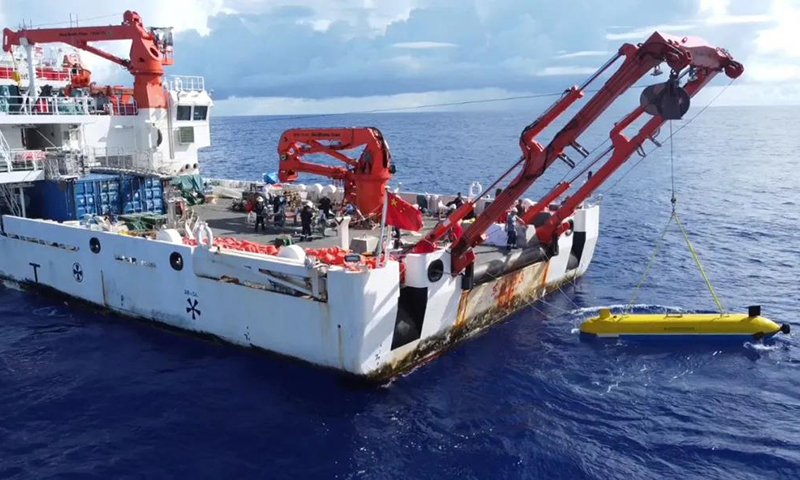 在整個項目研制周期僅為2年半的情況下，項目組克服了時間緊、任務重，特別是新冠疫情給研發工作帶來的種種困難，完成了潛航器總體集成建造、萬米推進器、萬米舵機、萬米拋載等技術攻關工作。在較短時間完成了實驗室測試、實驗室聯調、水池試驗和湖上試驗，為海試順利實施打下了堅實的基礎。