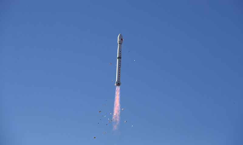 12月27日15時37分，我國在太原衛星發射中心使用長征四號乙運載火箭，成功將高分十一號04星發射升空，衛星順利進入預定軌道，發射任務獲得圓滿成功。新華社發（王曉虎 攝）