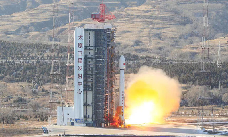 12月27日15時37分，我國在太原衛星發射中心使用長征四號乙運載火箭，成功將高分十一號04星發射升空，衛星順利進入預定軌道，發射任務獲得圓滿成功。新華社發（王曉虎 攝）