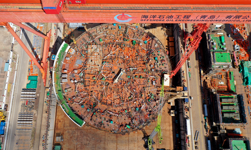 今年是青島場地建造高峰年，預計累計運行項目29個，總工作量將超過23萬噸，高峰期直接人力超過10000人。