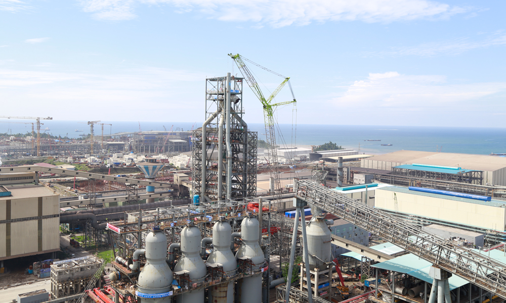 中國五礦承建的印度尼西亞德信鋼廠是目前印尼生產規模最大、工藝最先進的鋼廠。建成后將成為印尼規模最大的普碳鋼生產基地，帶動5000多名當地員工在鋼廠就業，并為當地上、中、下游產業提供上萬個就業崗位。