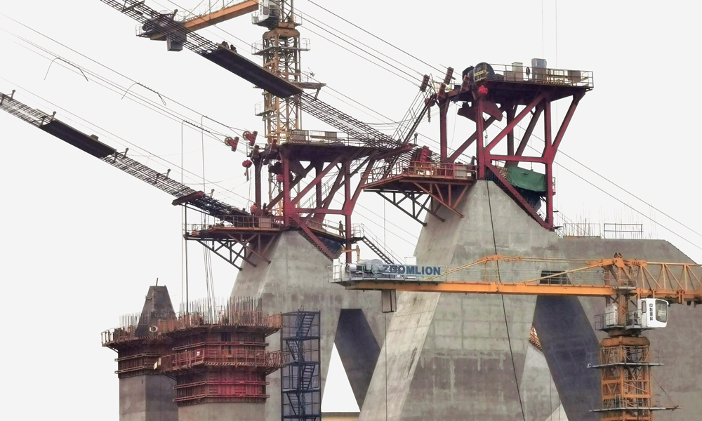 據悉，G3銅陵長江公鐵大橋是貫徹落實長江經濟帶及長三角一體化發展戰略的重點工程，也是銅陵完善綜合交通設施建設、實現跨江發展的重點項目。大橋建成后，對于加強長三角互聯互通、全面推進皖南國際文化旅游示范區建設、加快實現區域經濟協調發展、構建現代化綜合交通運輸體系具有重要意義。