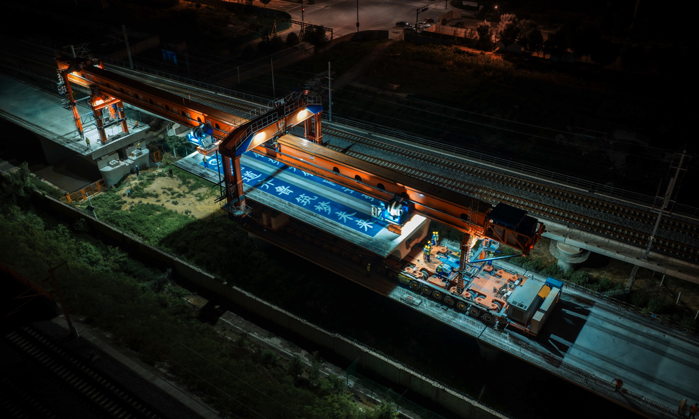 項目建成后將帶動沿線濟南、濟陽、商河、惠民、濱州等城市及縣區間的城際客流快速出行，加強沿線節點經濟聯系，實現魯北地區對外互聯互通，形成東濱城市群與濟南間的客運快速通道，對于實施國家發展戰略、推動區域經濟協調發展和城鎮化進程，改善區域交通條件具有重要意義。