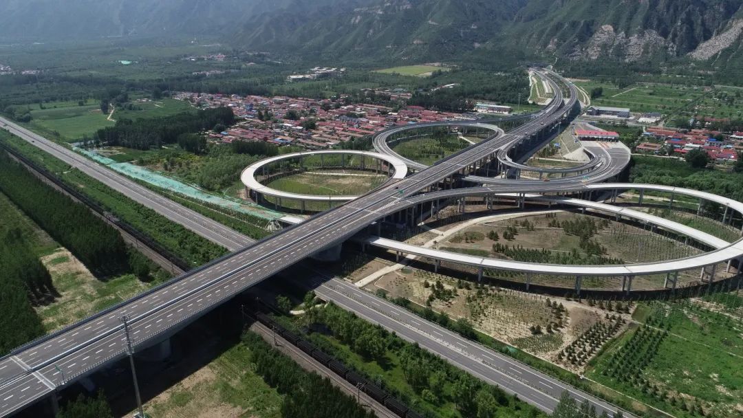 首發集團參與建設延崇高速北京段.jpeg