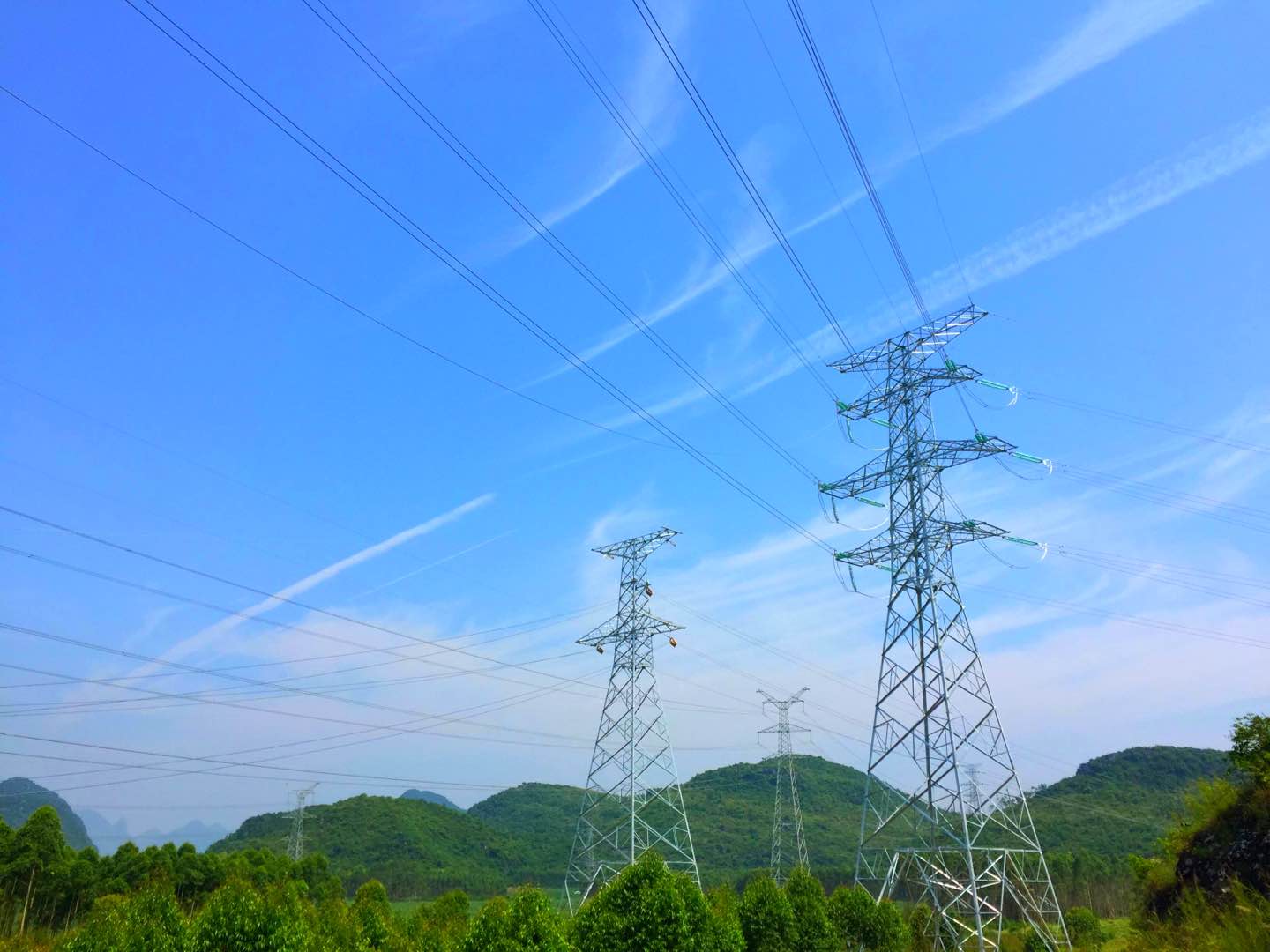 1.1-電網.jpg 1.1-電網.jpg