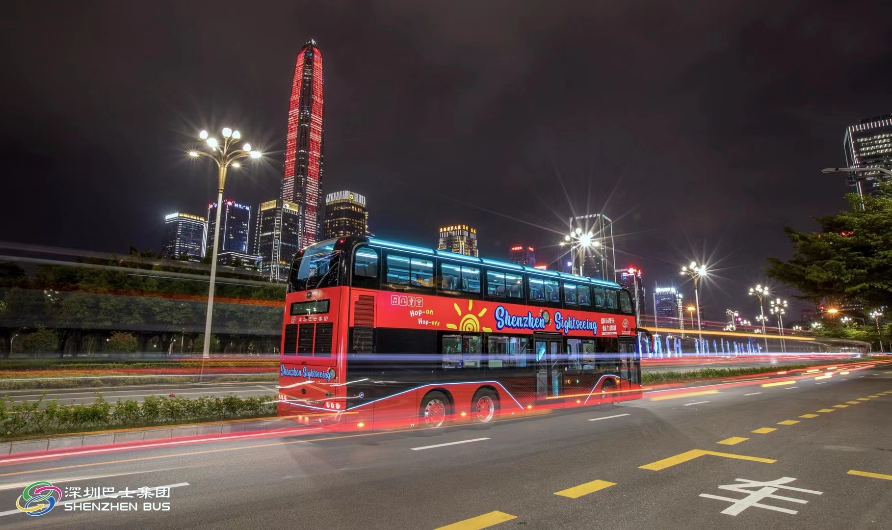 圖1 深圳巴士集團旅游觀光巴士.jpg