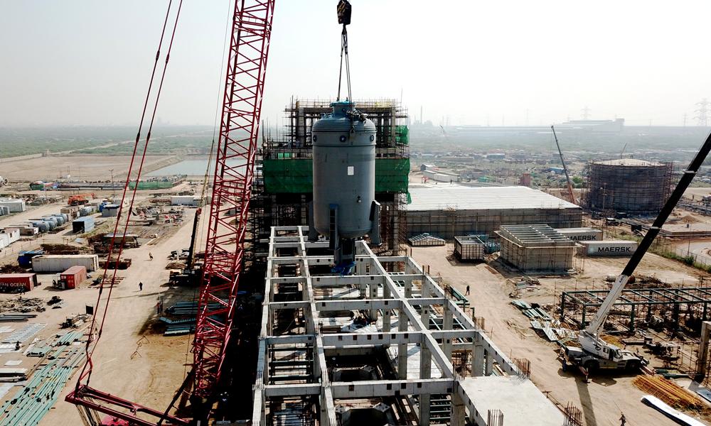 巴基斯坦PVCIII擴建項目是“一帶一路”倡議提出后，中國化學工程所屬天辰公司在巴基斯坦承攬的第一個EPC總承包項目，也是與業主安格魯公司合作完成的PVC二期項目后，重返當地市場的又一個大型項目。